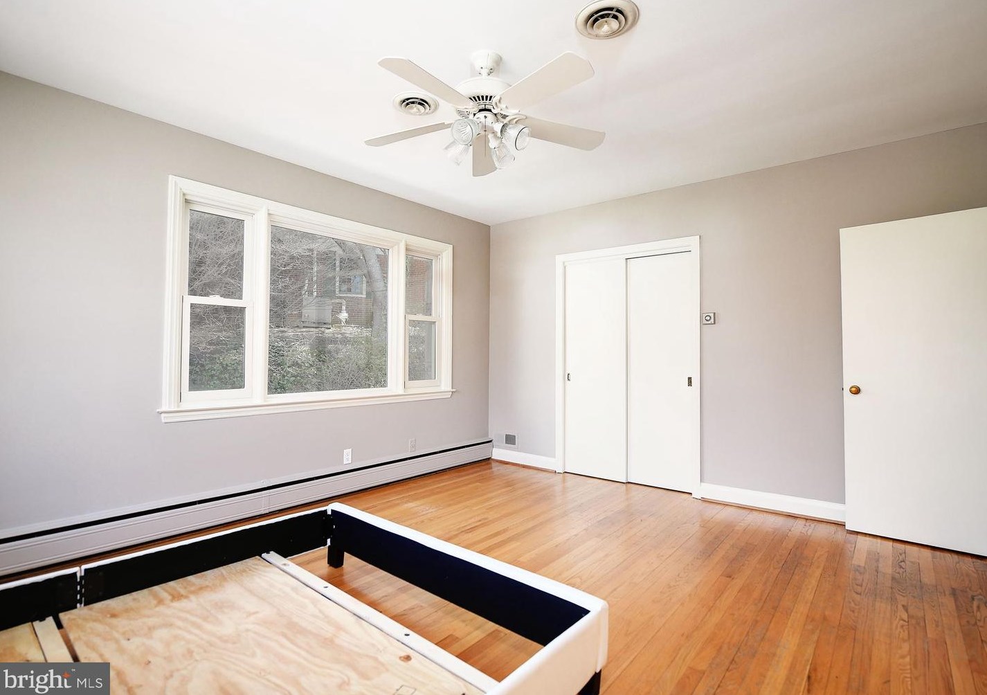 5511 Greenleaf Rd, Baltimore MD  21210-2008 exterior