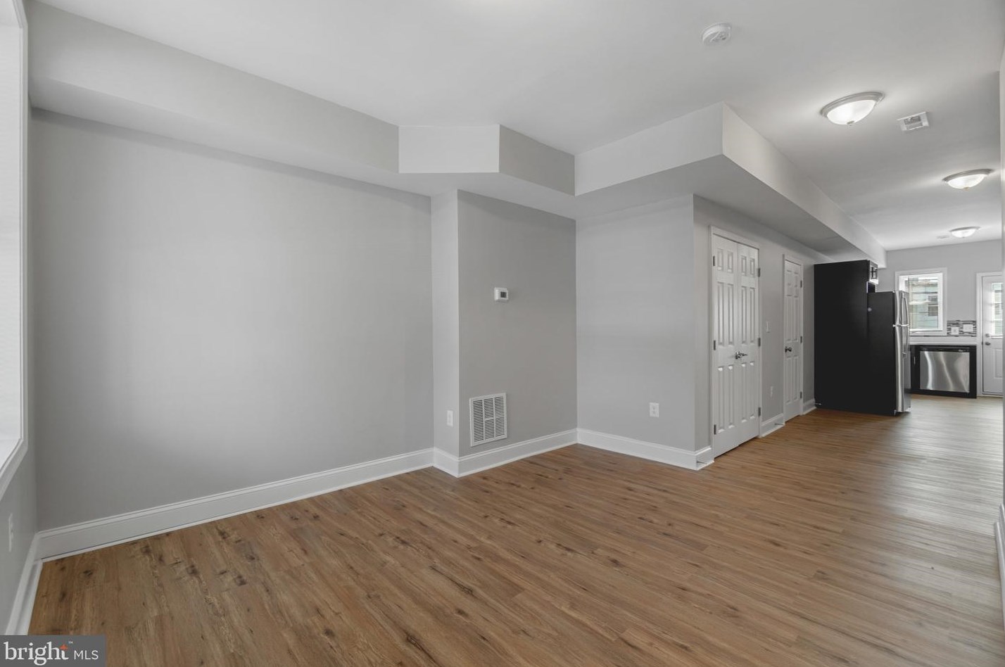2725 E Chase St, Baltimore, MD 21213