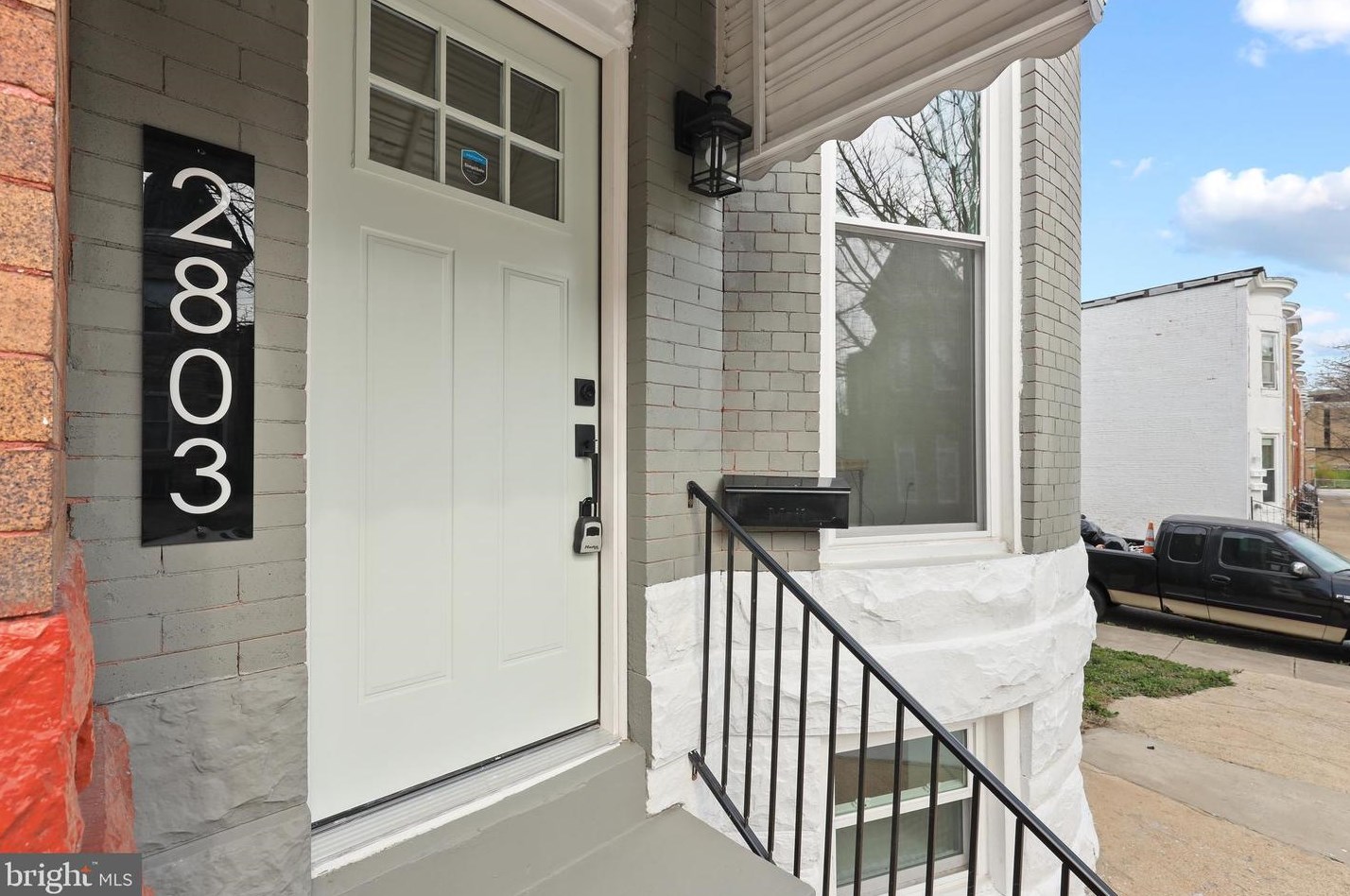 2803 Parkwood Ave, Baltimore, MD 21217-1924