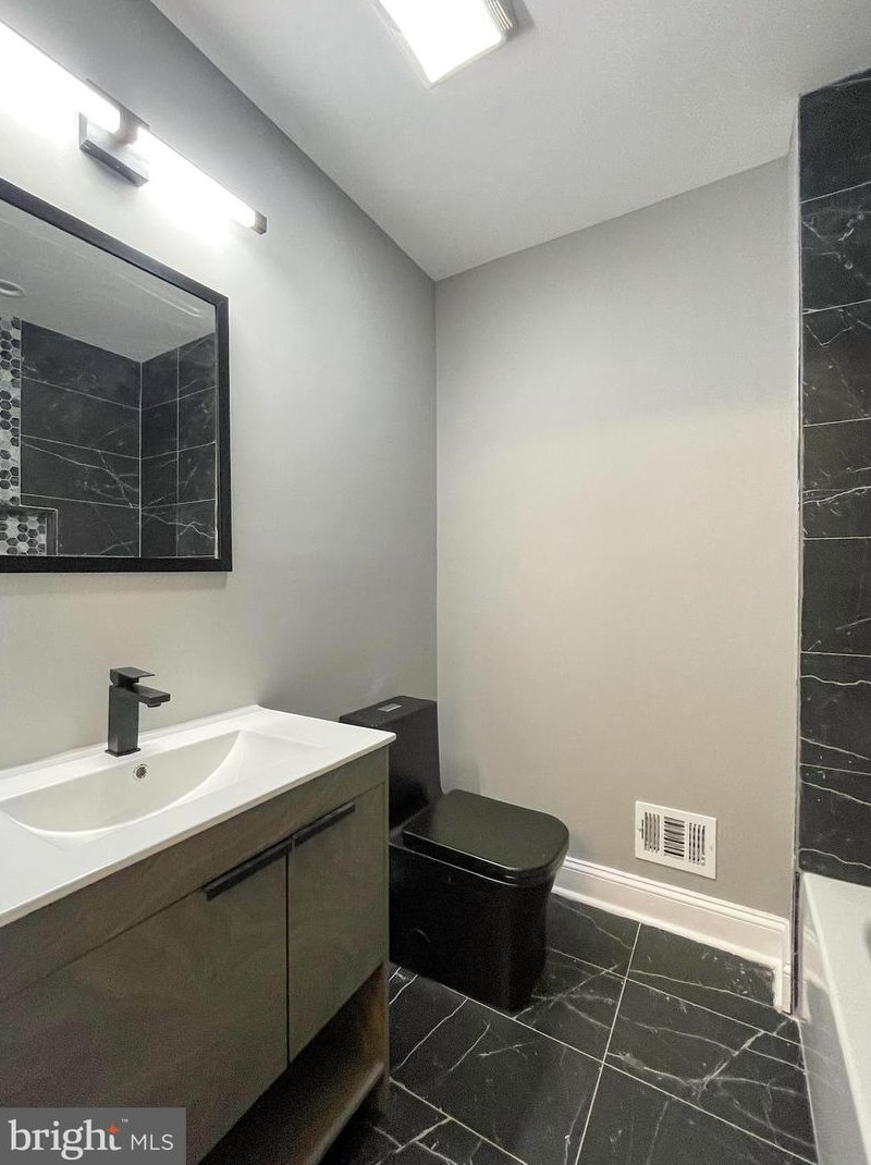 2240 Chase St, Baltimore MD  21213-3407 exterior