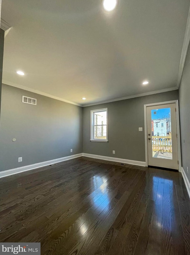 2240 Chase St, Baltimore MD  21213-3407 exterior