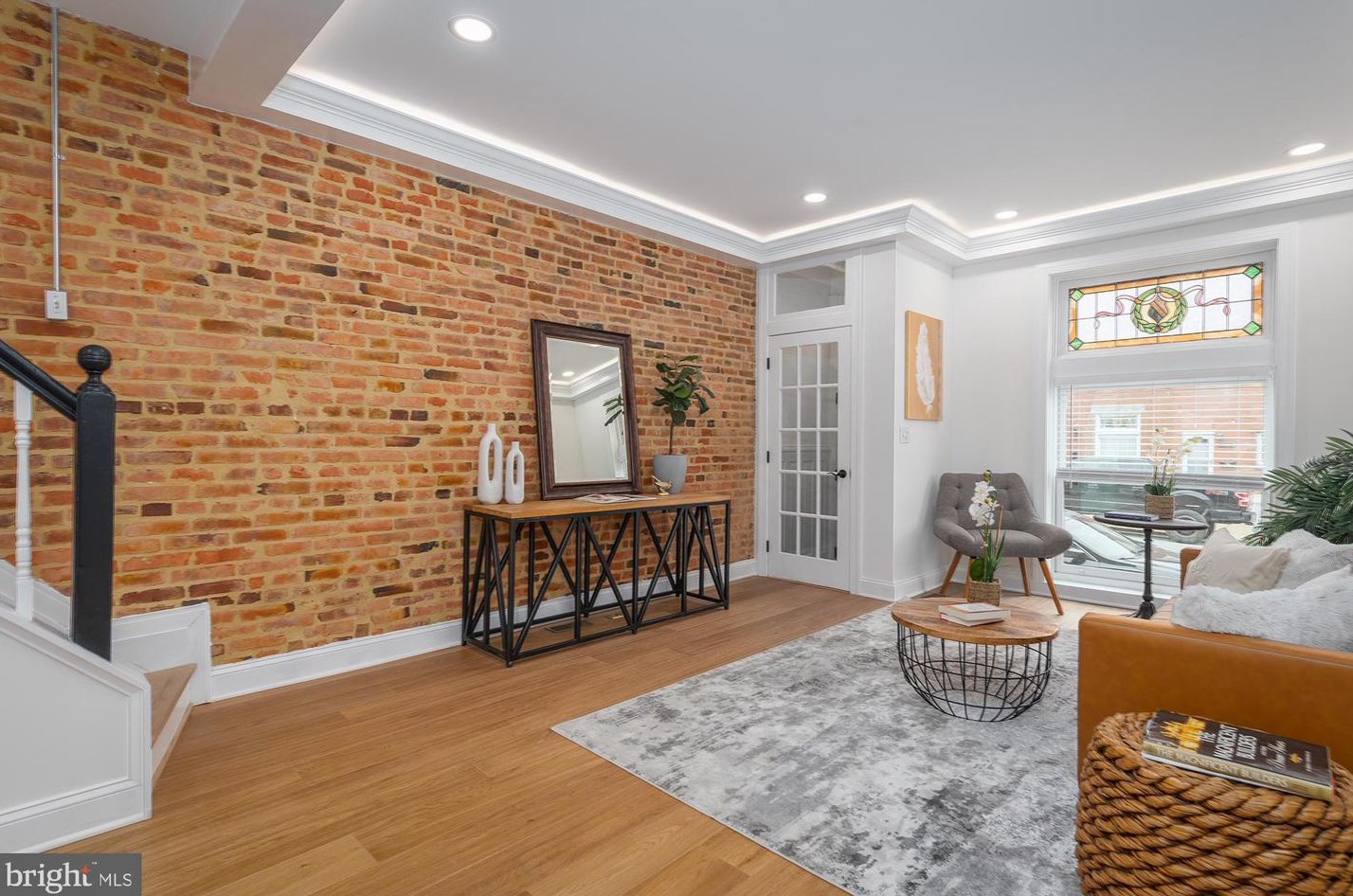 3725 Hudson St, Baltimore, MD 21224-5232