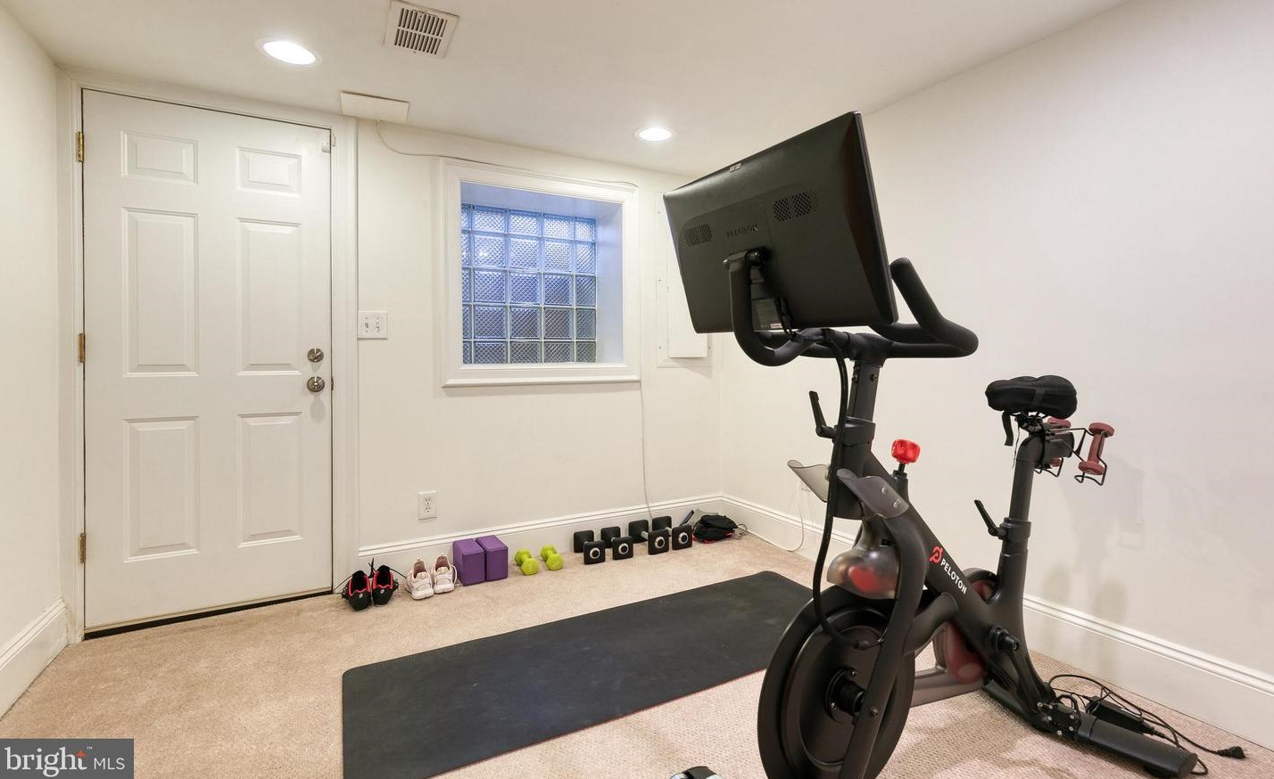 717 Curley St, Baltimore MD  21205-2717 exterior