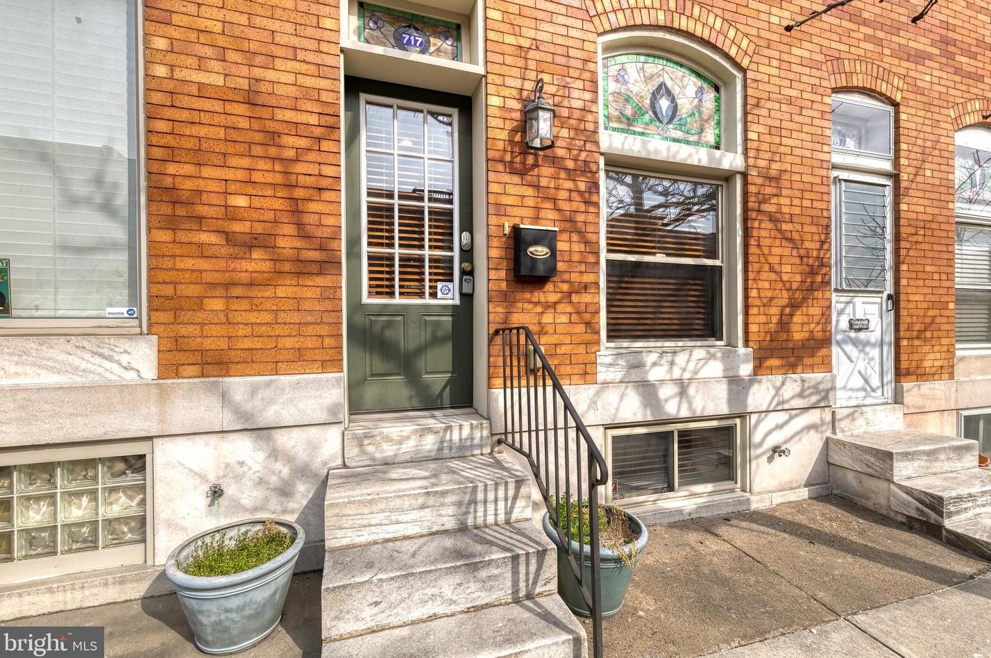 717 Curley St, Baltimore MD  21205-2717 exterior