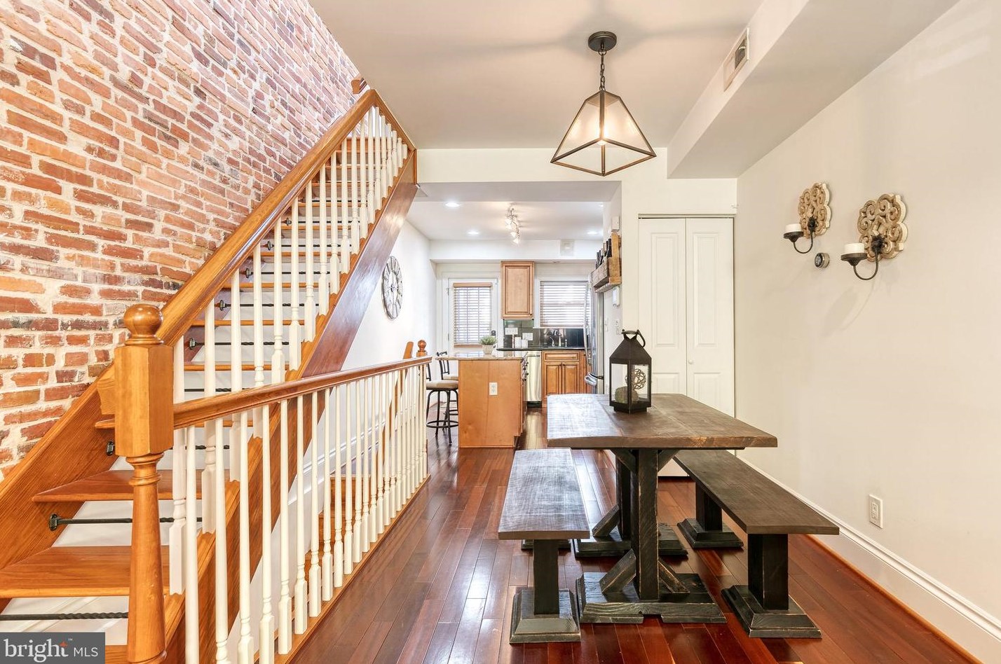 717 Curley St, Baltimore MD  21205-2717 exterior