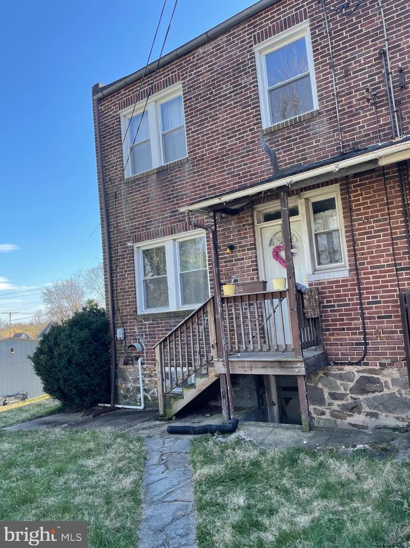 2804 Cold Spring Ln, Baltimore, MD 21214-2804