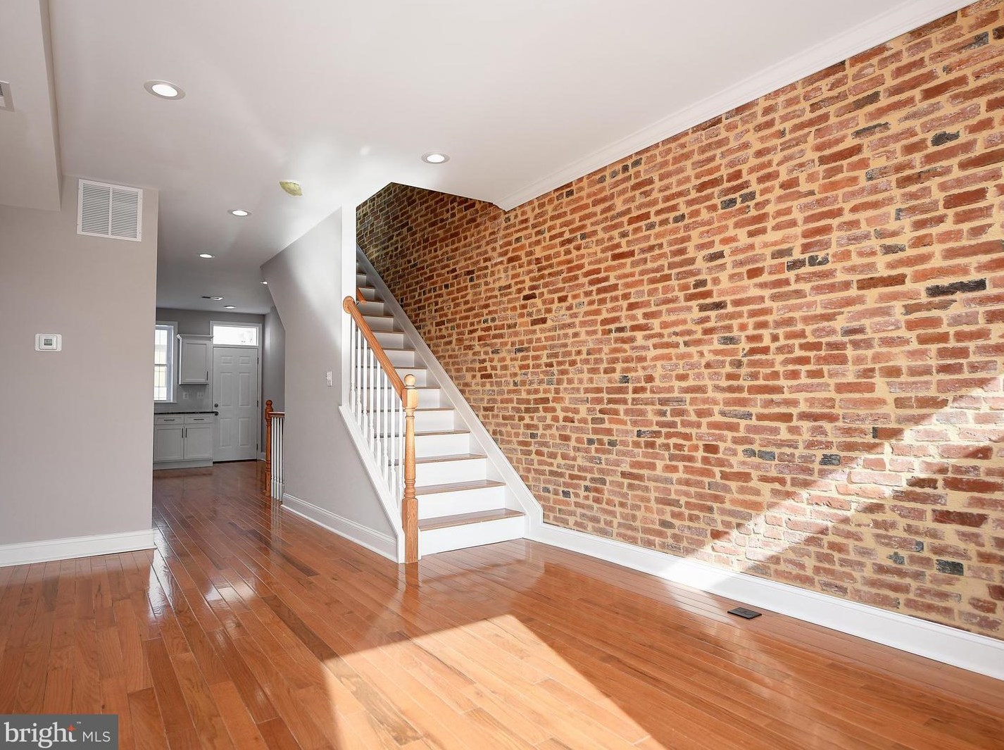 2214 Prentiss Pl, Baltimore, MD 21205-1241