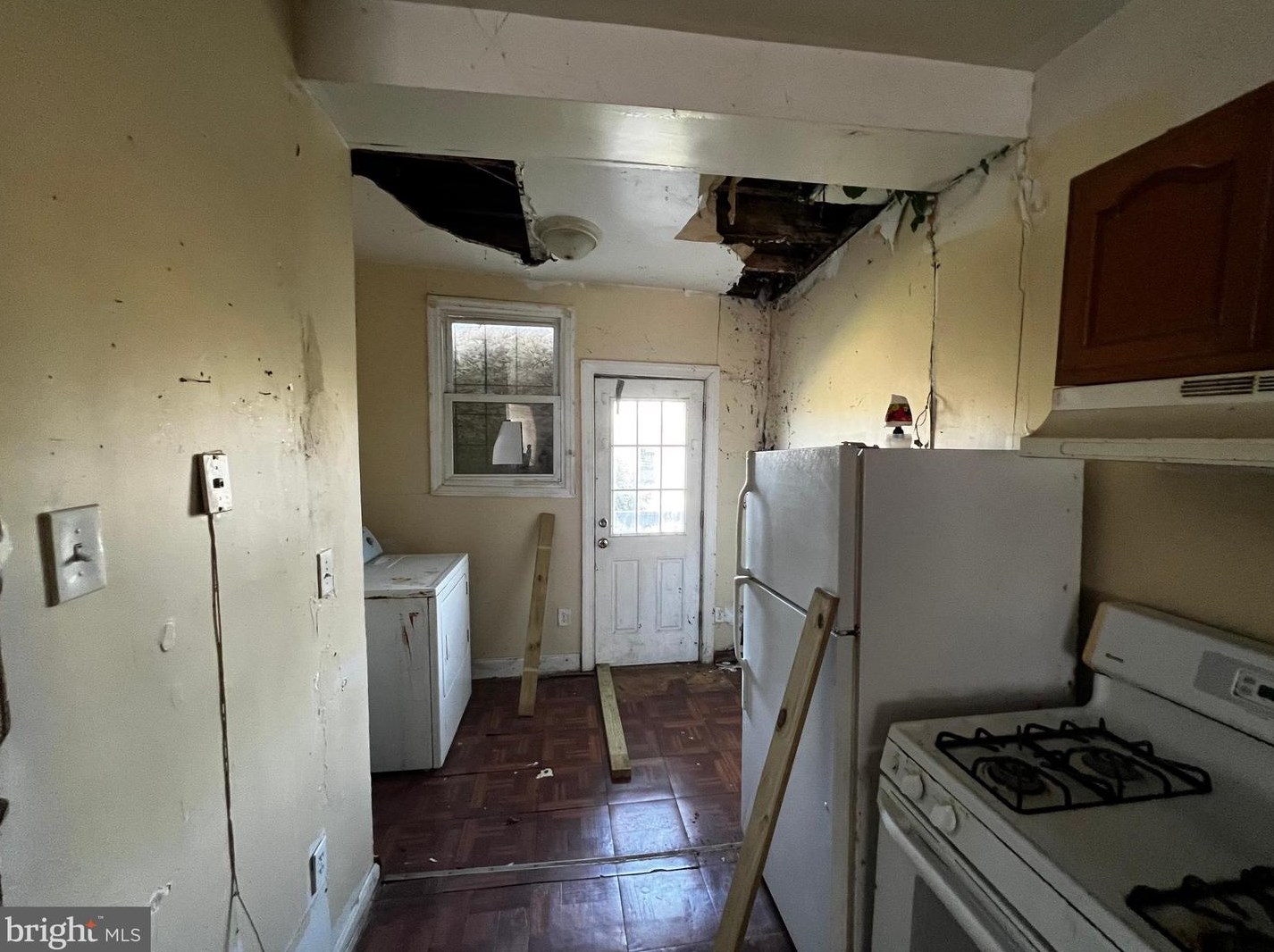 4939 Edgemere Ave, Baltimore MD  21215-5917 exterior