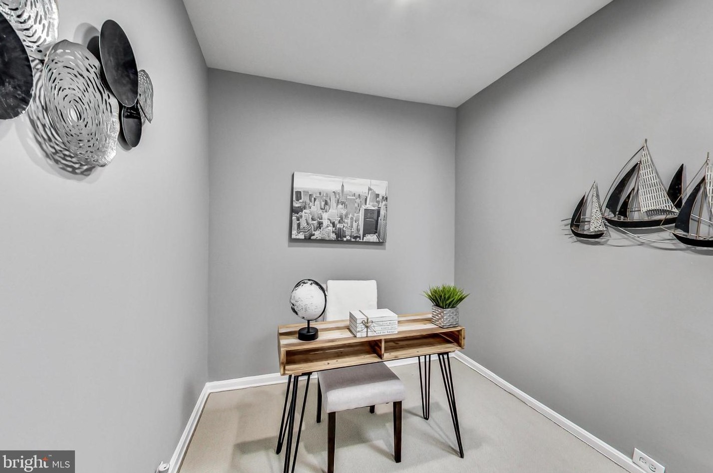 645 Kenwood Ave, Baltimore MD  21224-2628 exterior