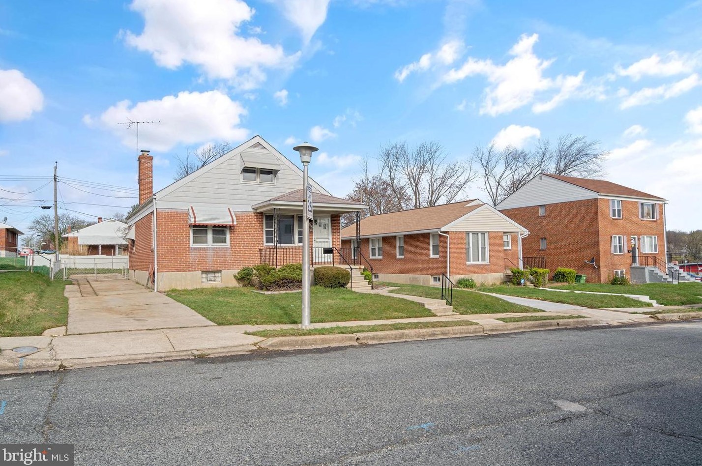 7022 Hamlet Ave, Baltimore, MD 21234-7452