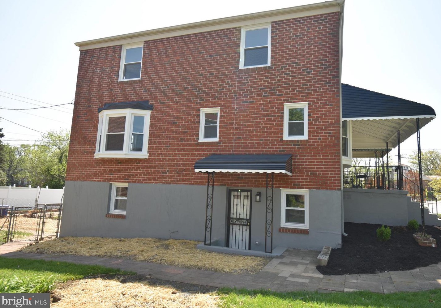 5023 Briarclift Rd, Baltimore MD  21229-1352 exterior