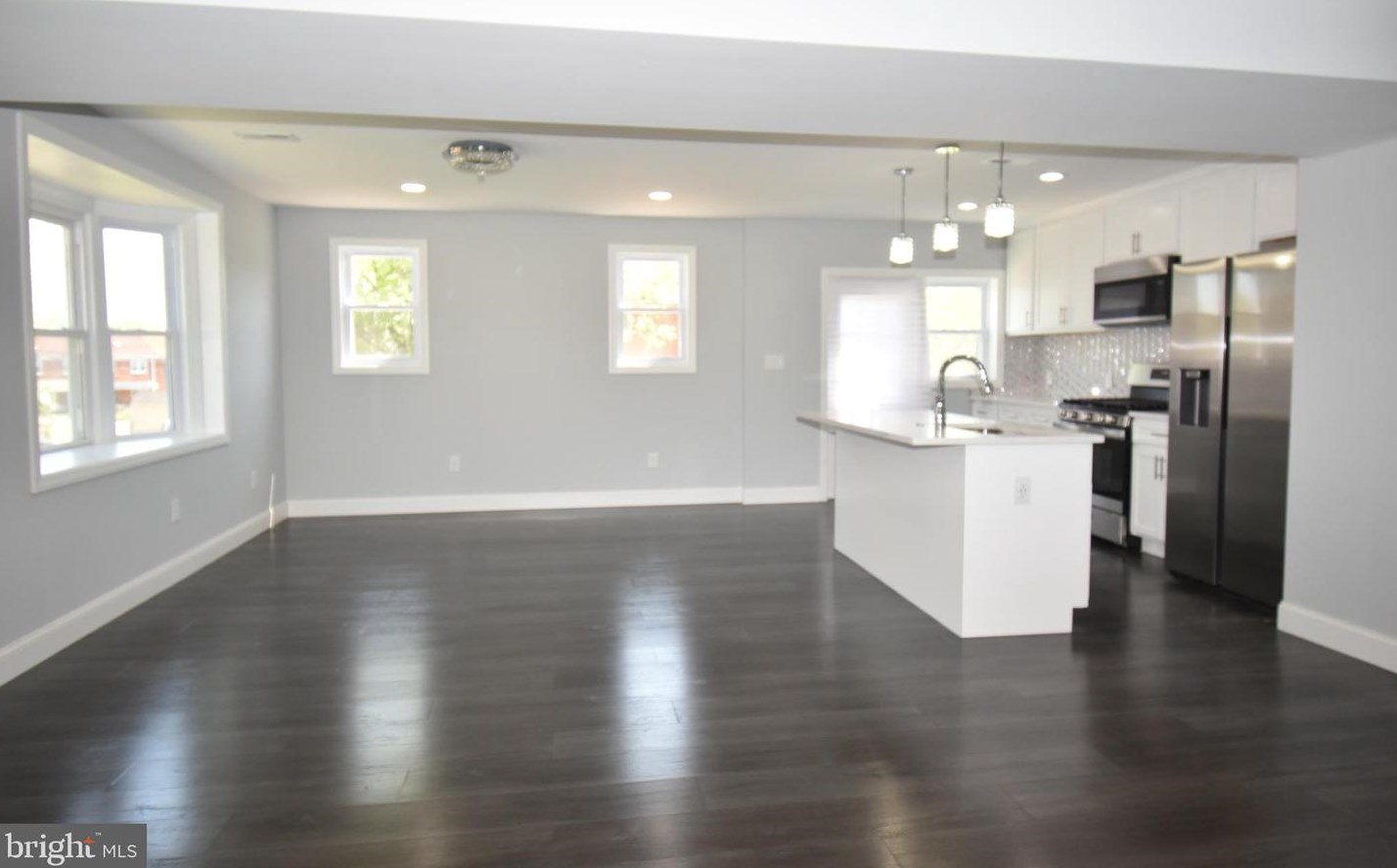 5023 Briarclift Rd, Baltimore MD  21229-1352 exterior