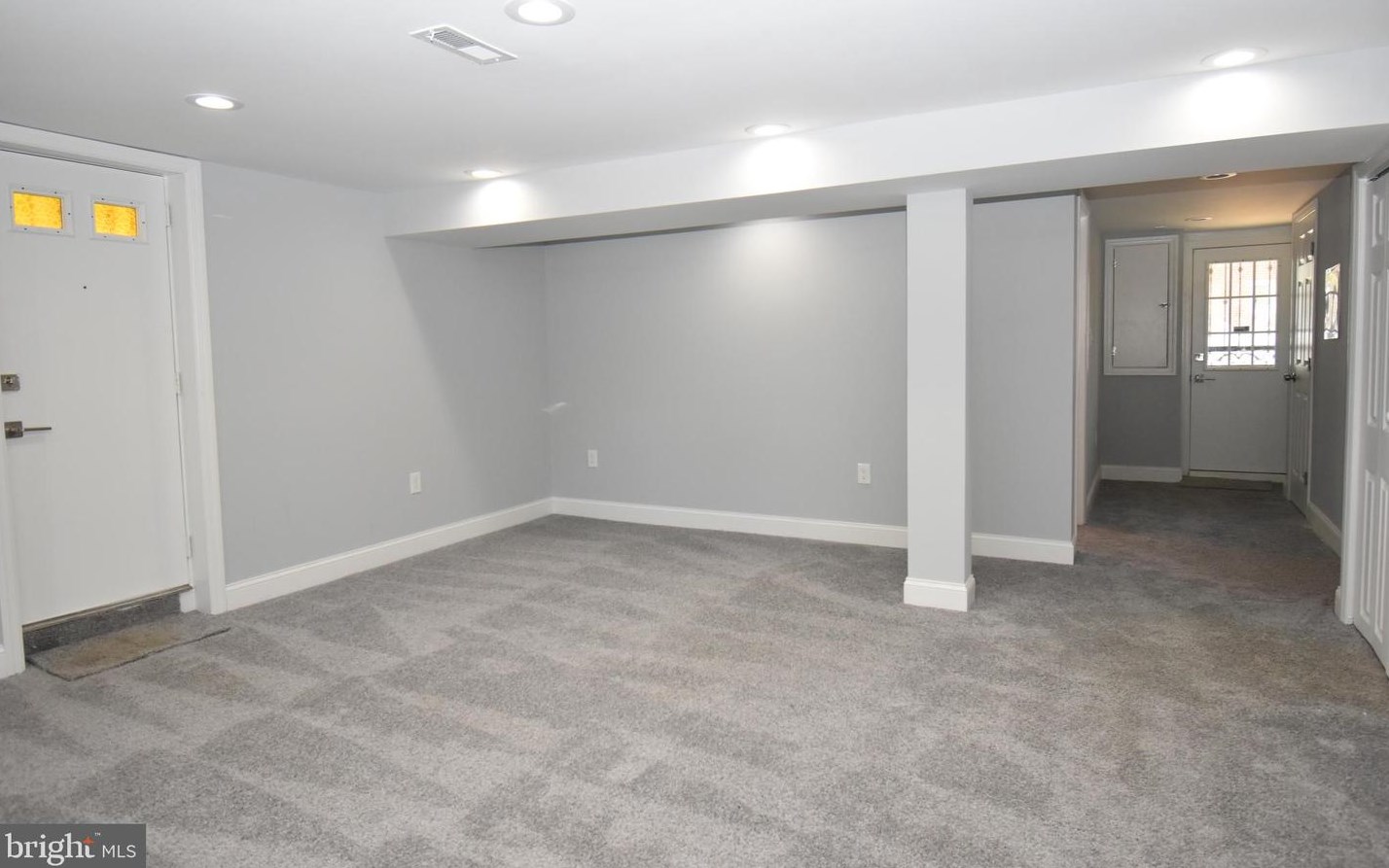 5023 Briarclift Rd, Baltimore MD  21229-1352 exterior