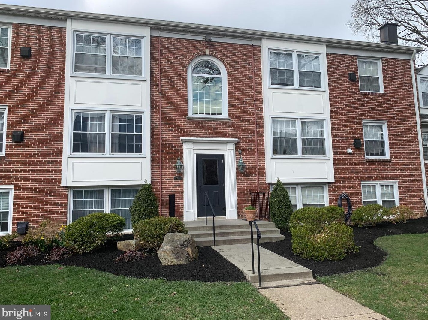 353 Homeland Southway, Baltimore MD  21212-4156 exterior