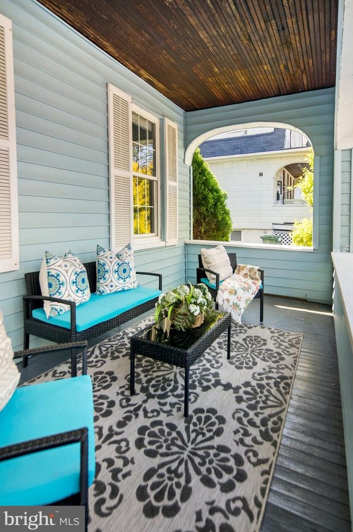 402 Rock Glen Rd, Baltimore MD  21229-3103 exterior