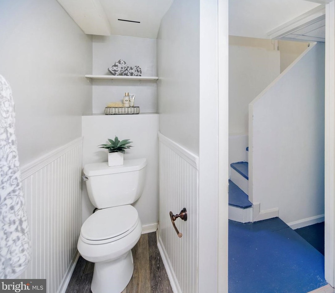 402 Rock Glen Rd, Baltimore MD  21229-3103 exterior