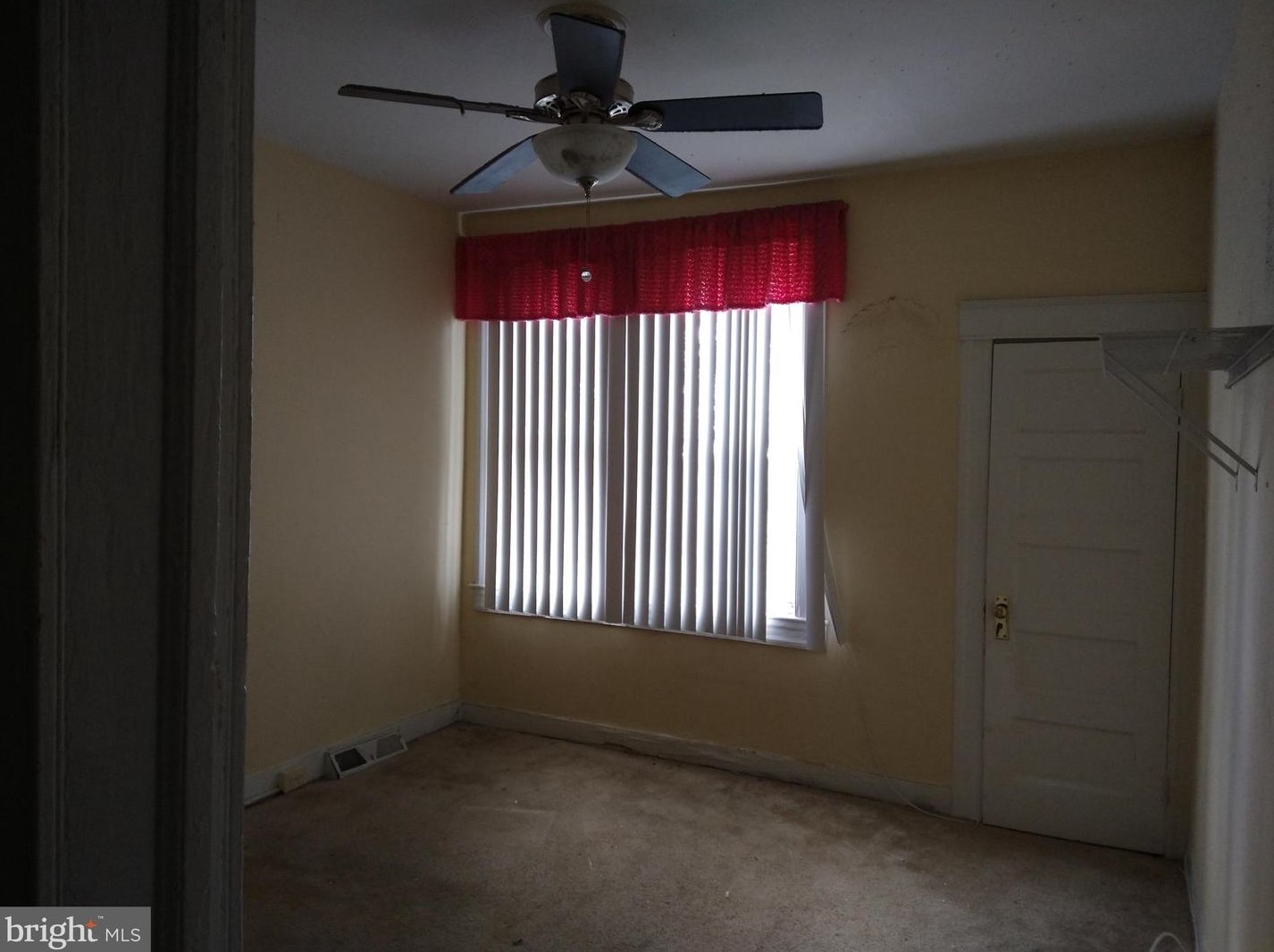 3933 Mulberry St, Baltimore MD  21229-2932 exterior