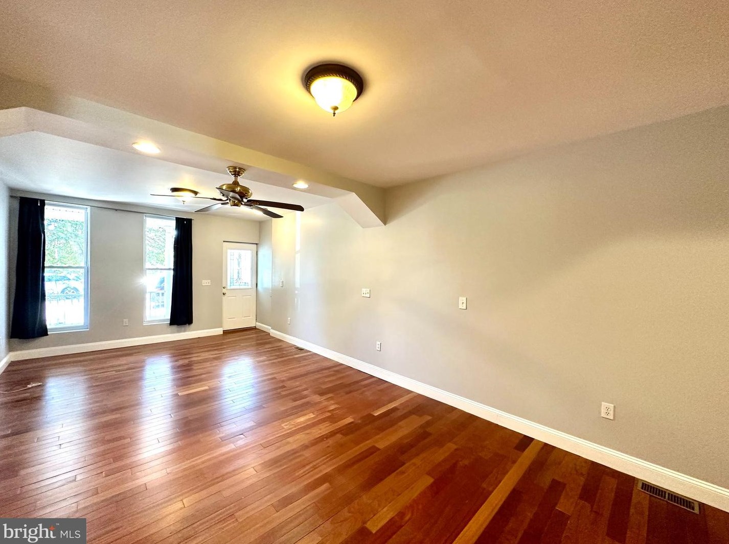 816 W 37th St, Baltimore, MD 21211
