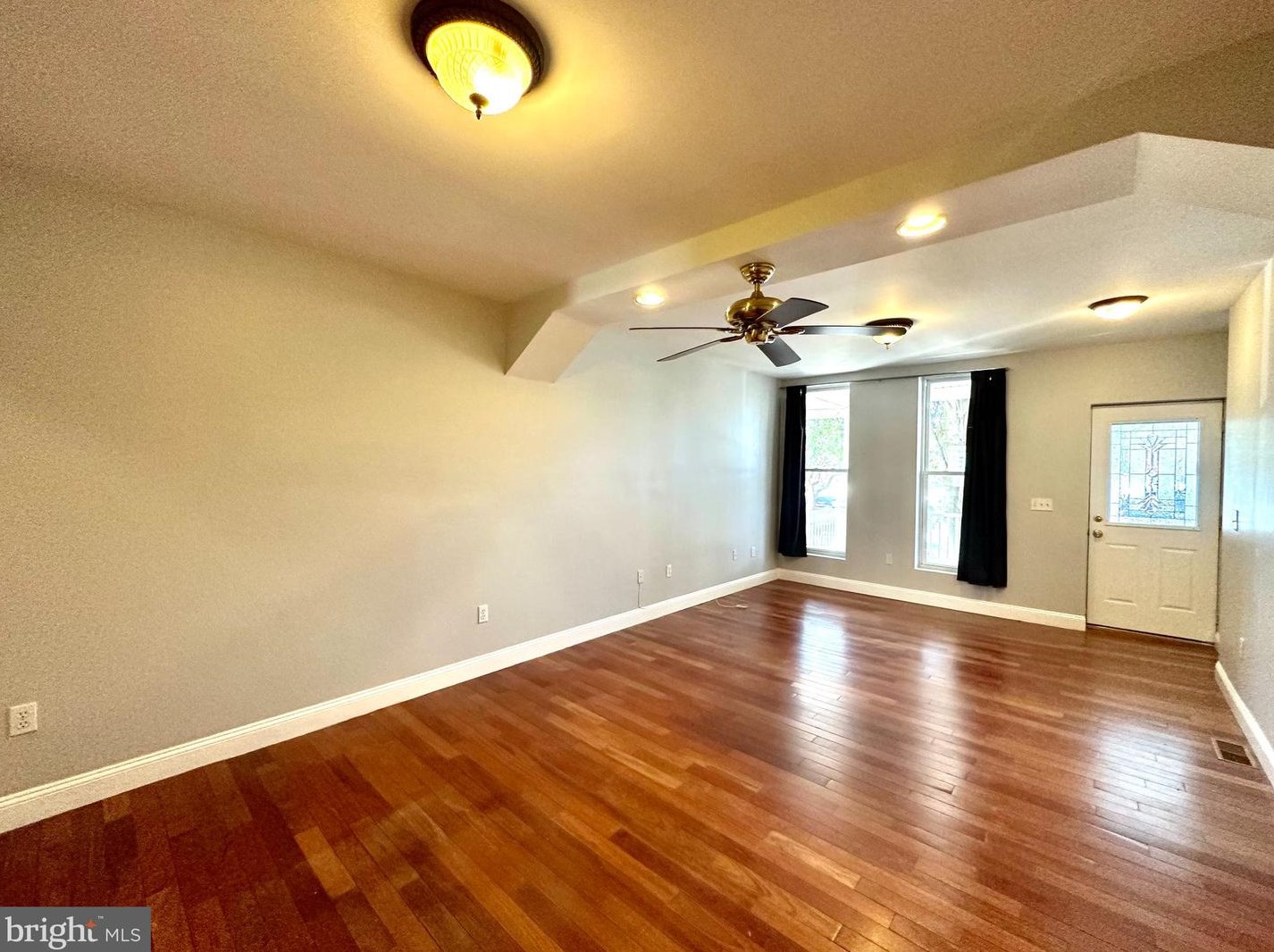 816 37th St, Baltimore MD  21211-2232 exterior