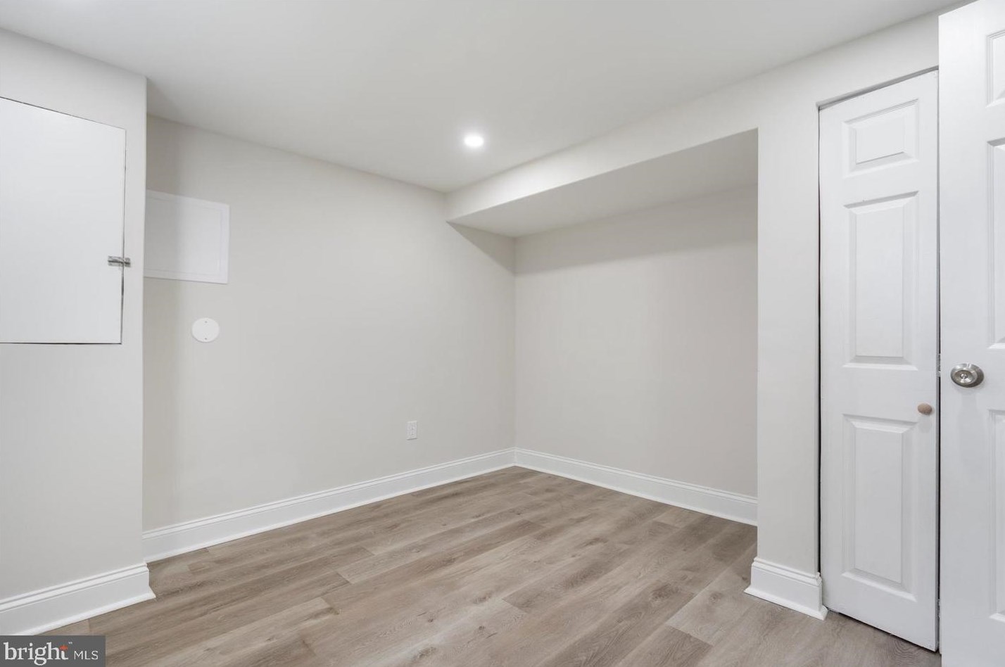 3008 Roselawn Ave, Baltimore MD  21214-1824 exterior