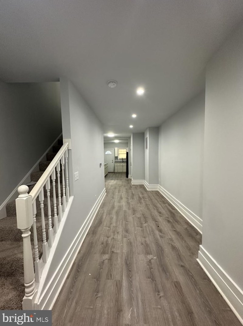426 Cambria St, Baltimore MD  21225-1835 exterior