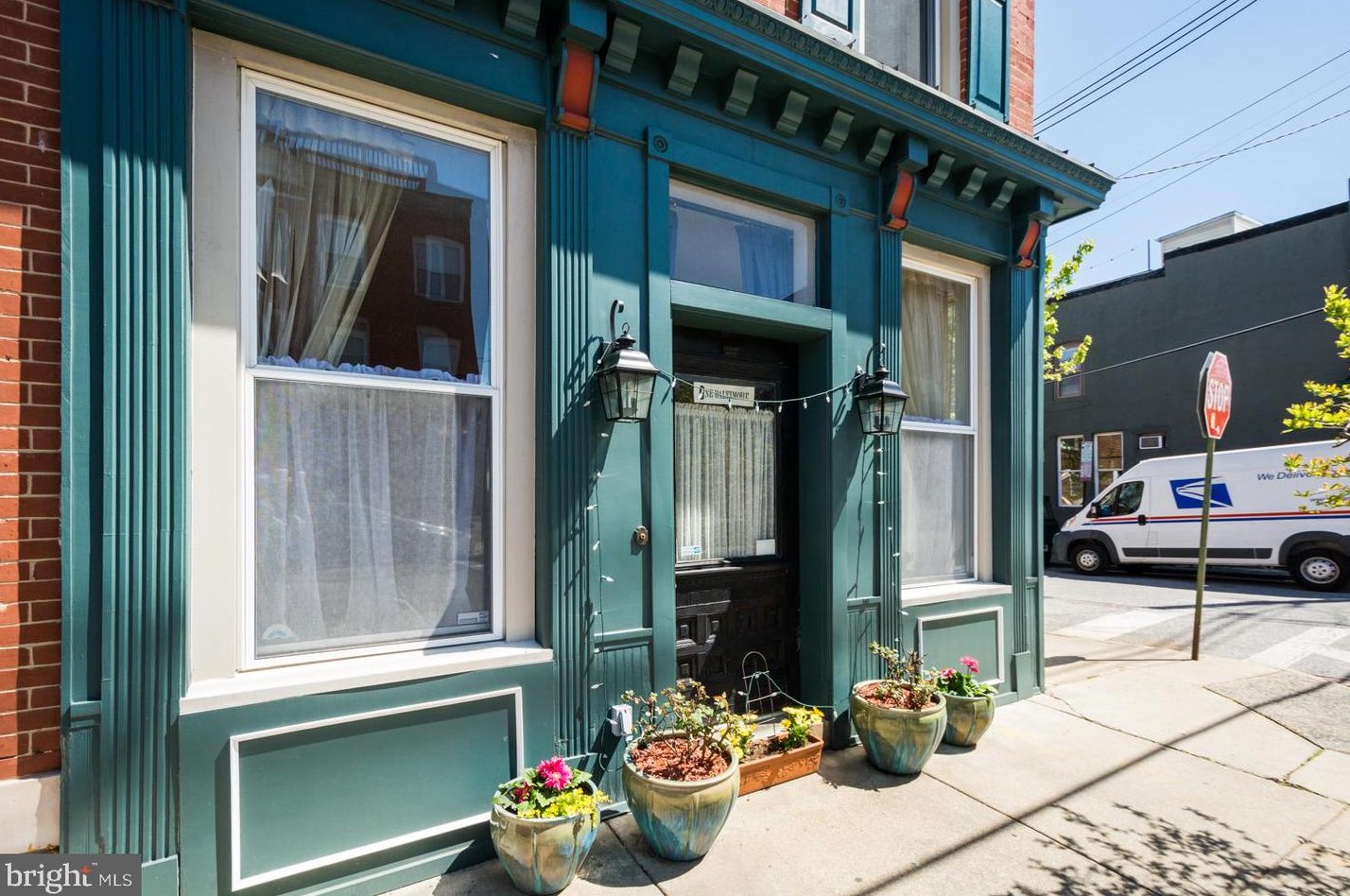 1273 Riverside Ave, Baltimore, MD 21230-4334