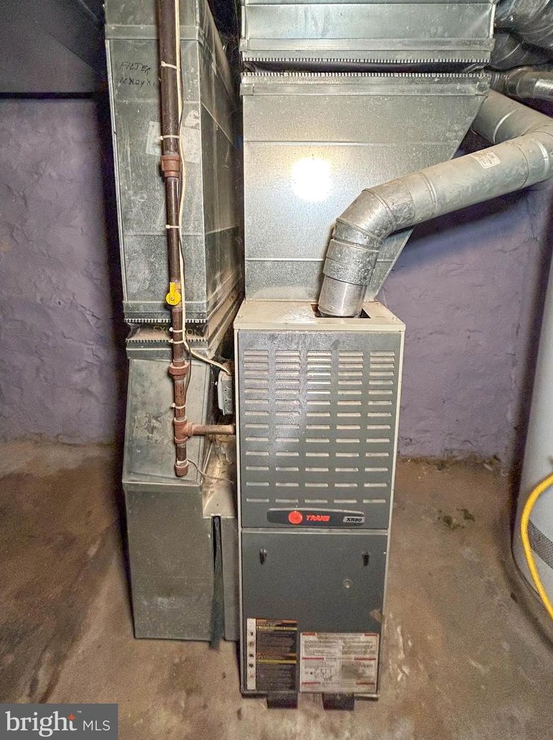 2674 Dulany St, Baltimore MD  21223-2835 exterior