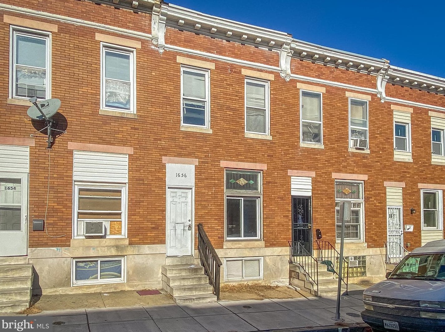 1656 Darley Ave, Baltimore, MD 21213-1319
