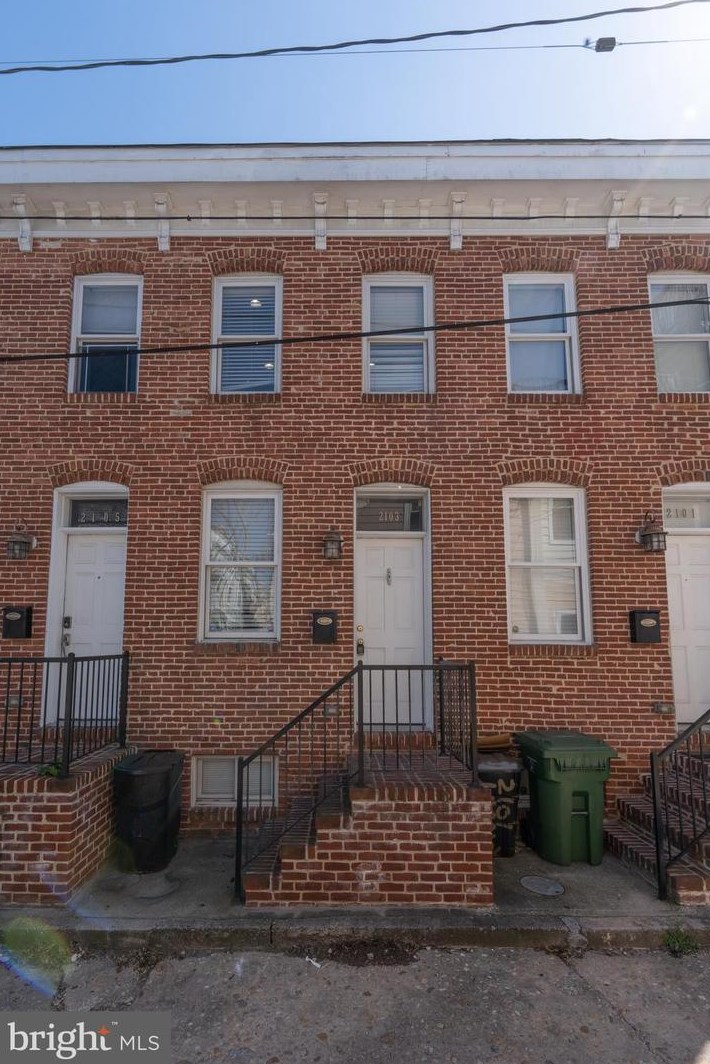 2103 Lamley St, Baltimore, MD 21231-1647