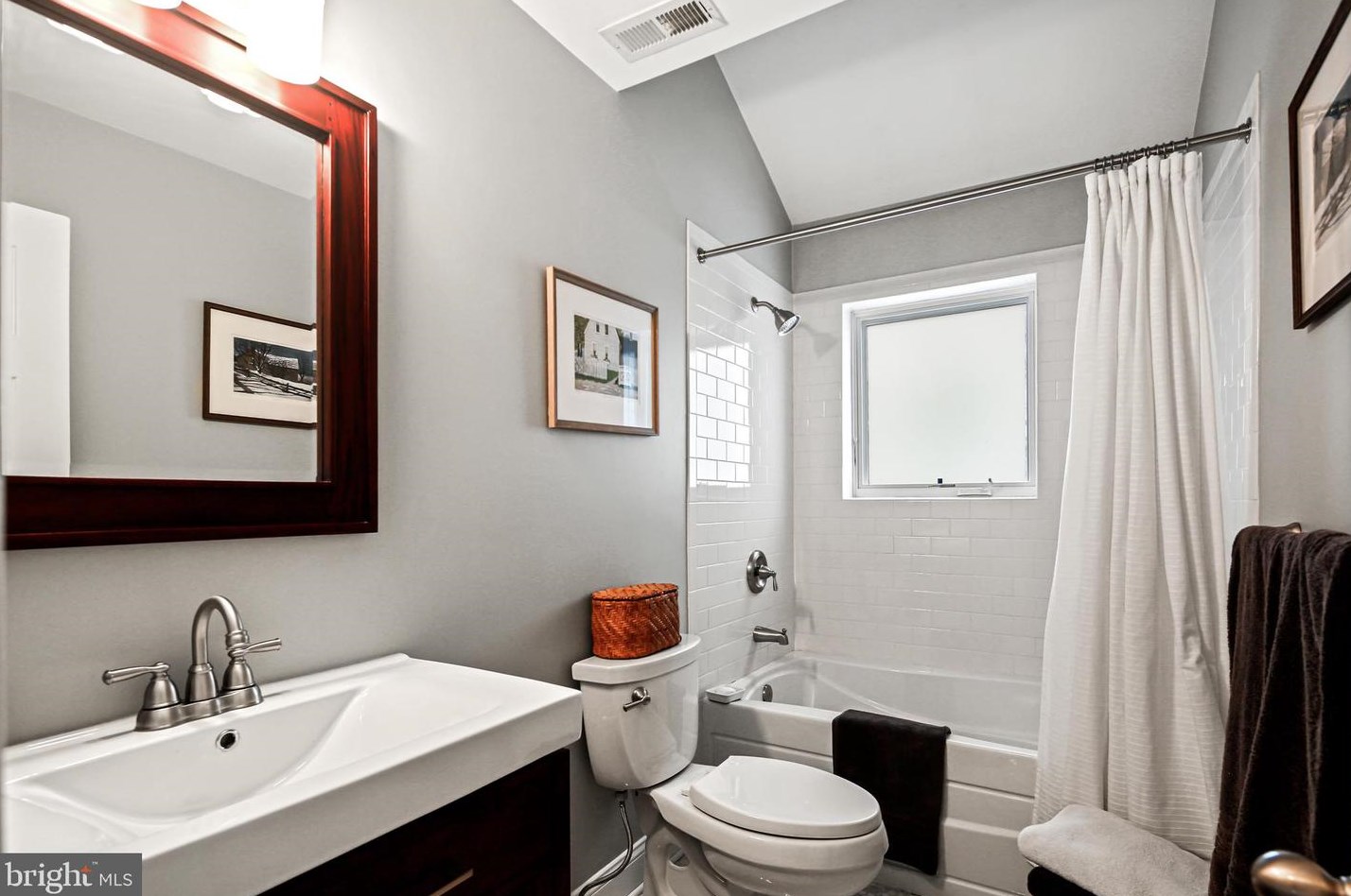 621 Sharp St, Baltimore MD  21230-3621 exterior