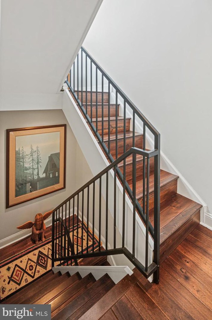 621 Sharp St, Baltimore MD  21230-3621 exterior