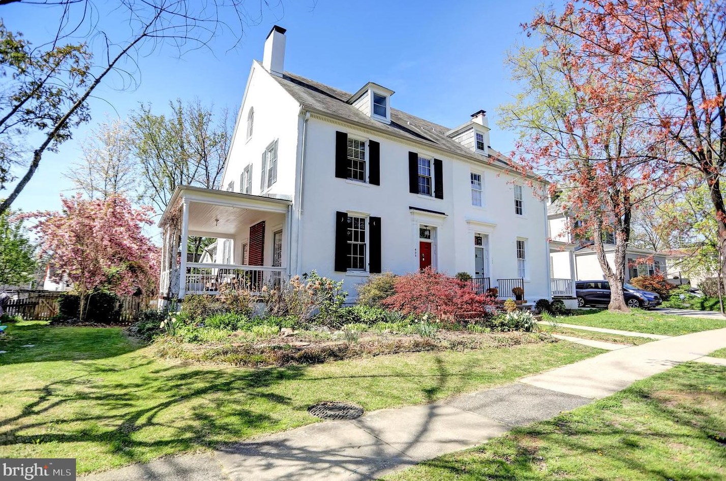 405 Southway, Baltimore, MD 21218-2519