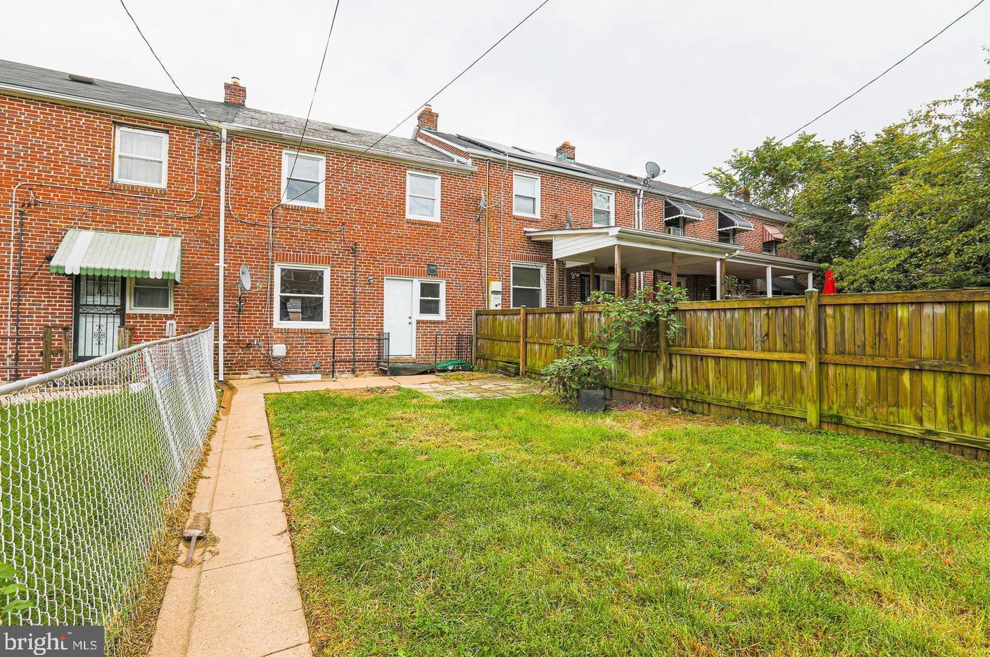 3806 Delverne Rd, Baltimore MD  21218-2127 exterior