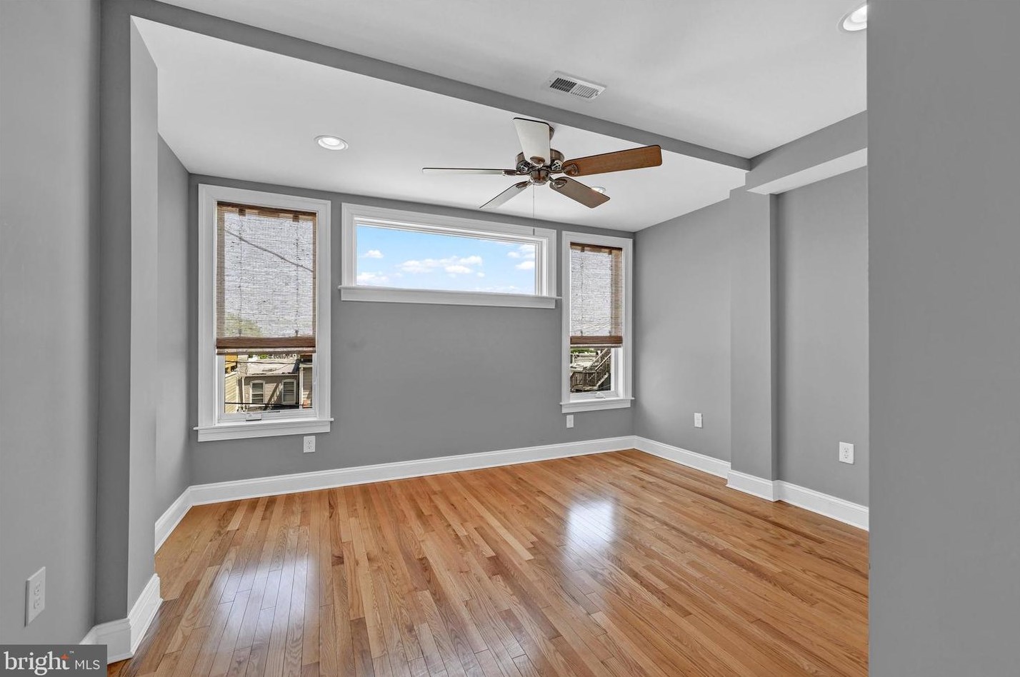 625 Conkling St, Baltimore MD  21224-4204 exterior