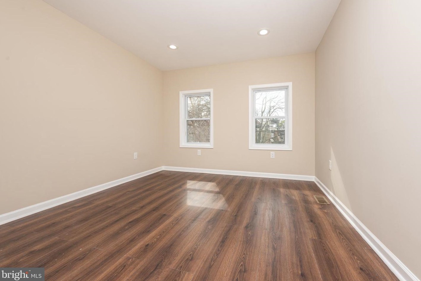 66 Carrollton Ave, Baltimore MD  21223-2628 exterior