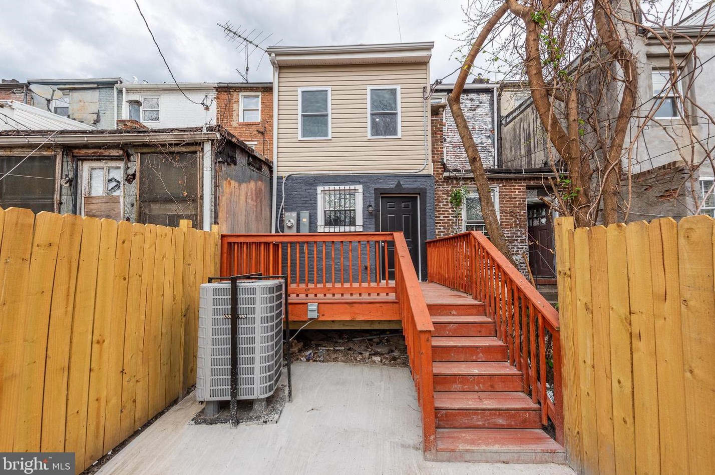 66 Carrollton Ave, Baltimore MD  21223-2628 exterior