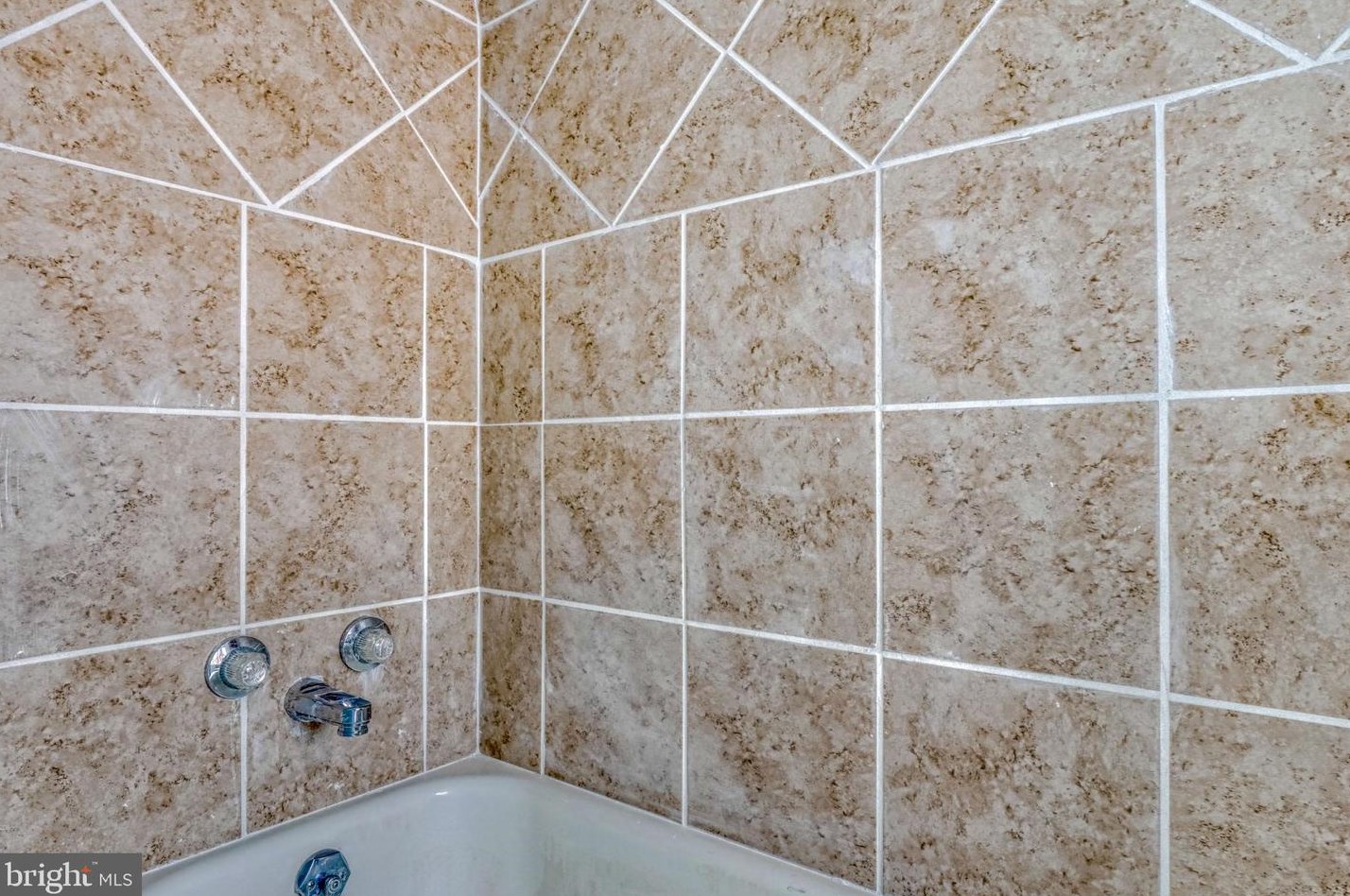 2929 Berwick Ave, Baltimore MD 21234-7620 exterior