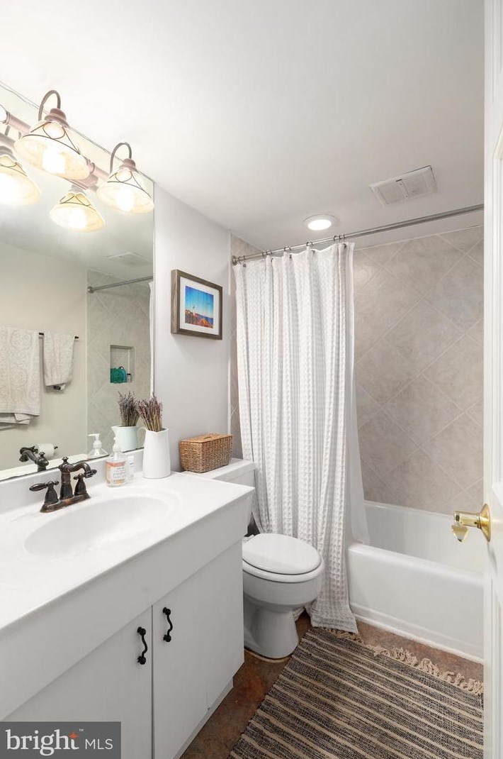 345 Homeland Southway, Baltimore MD  21212-4170 exterior