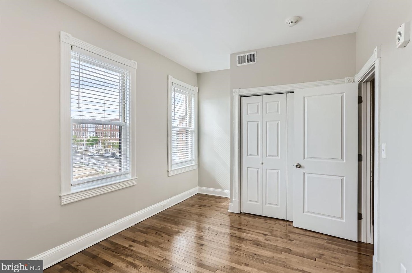 1815 Park Ave, Baltimore MD  21217-4452 exterior