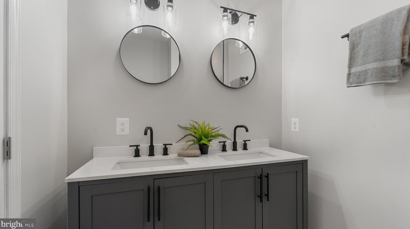 1429 Haubert St, Baltimore MD  21230-5221 exterior