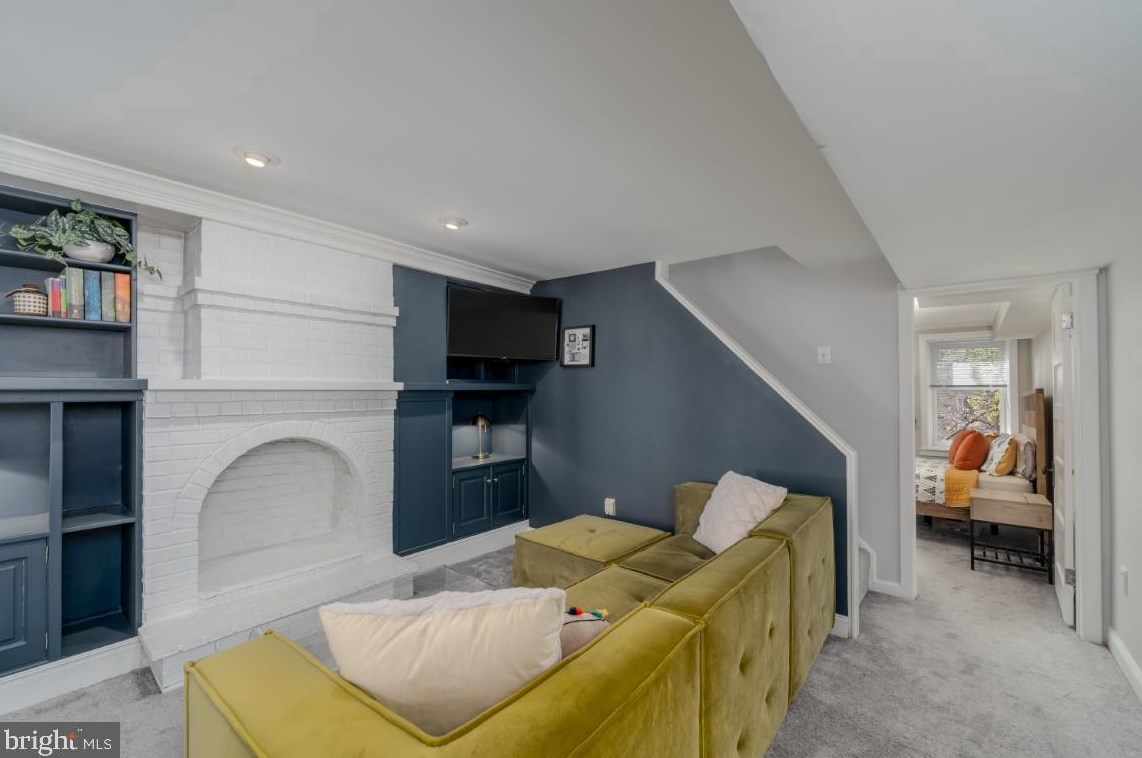 611 Patterson Park Ave, Baltimore MD  21231-3215 exterior