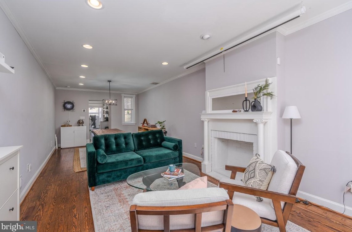 611 Patterson Park Ave, Baltimore MD  21231-3215 exterior