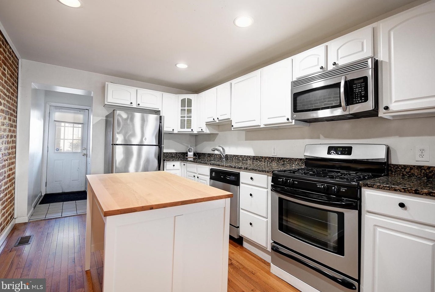 231 Milton Ave, Baltimore MD  21224-1012 exterior