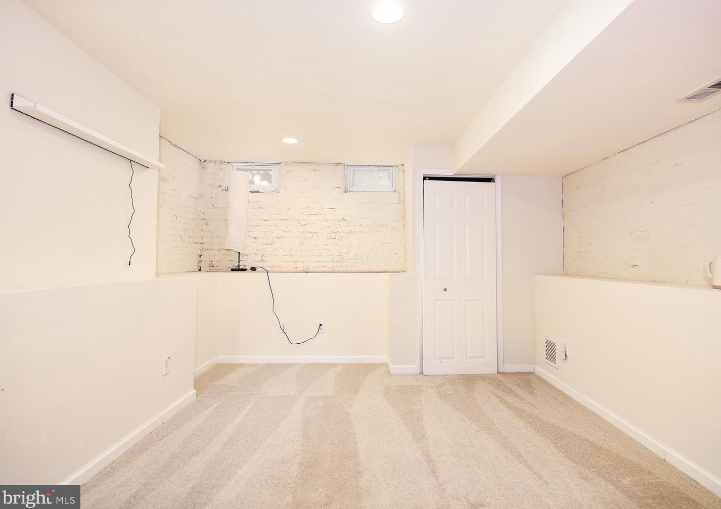 231 Milton Ave, Baltimore MD  21224-1012 exterior