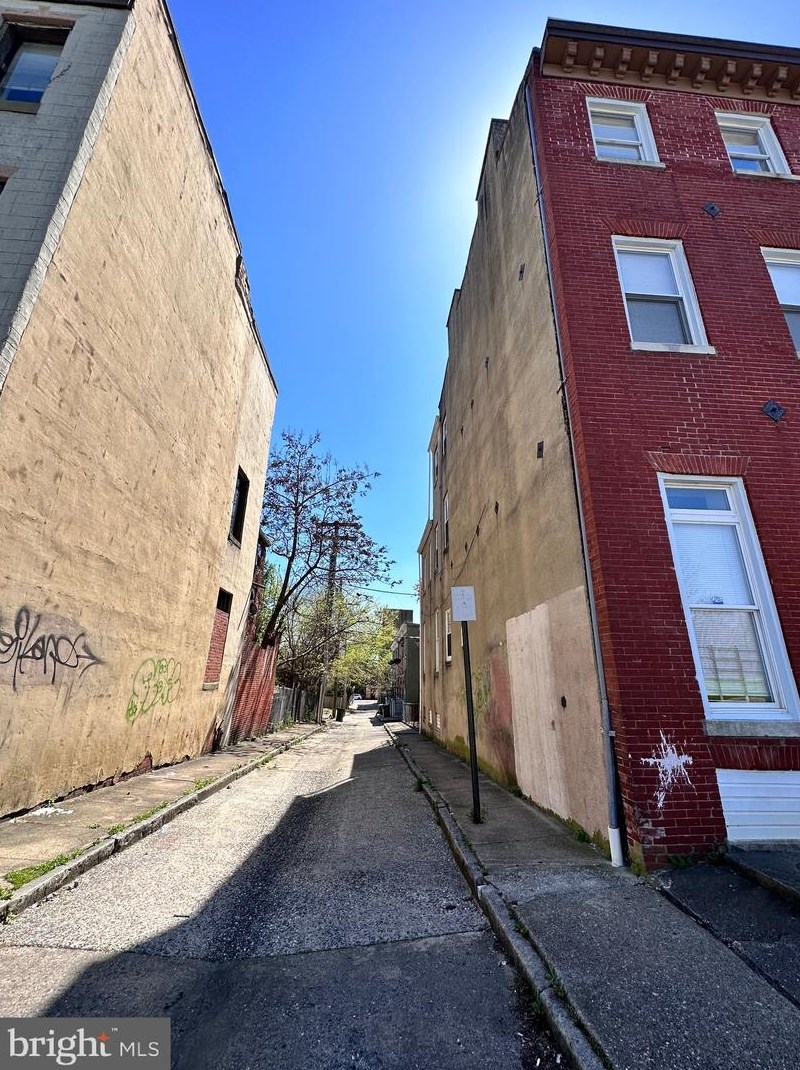 1415 W Fayette St #1, Baltimore, MD 21223