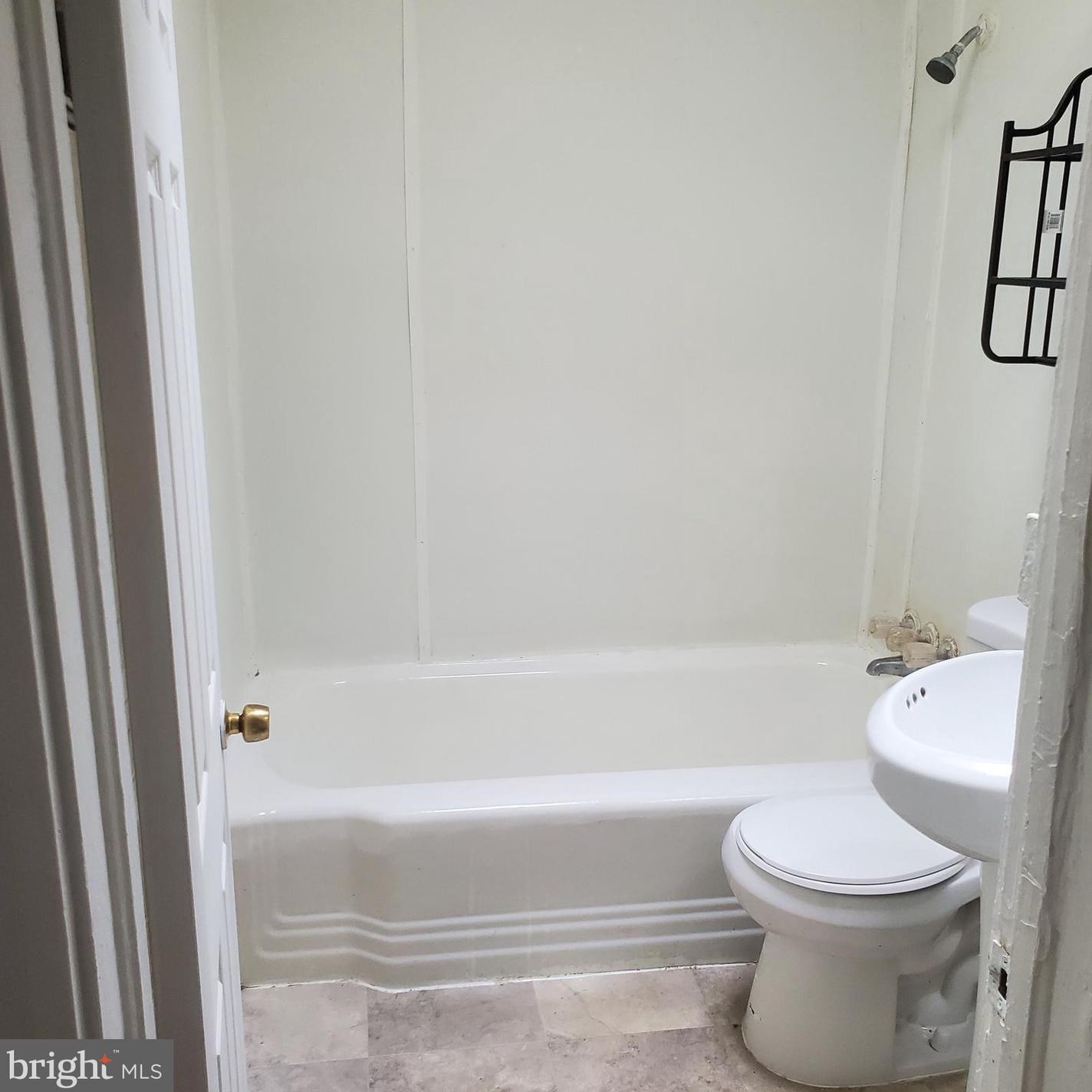 807 Pontiac Ave, Baltimore MD  21225-2131 exterior