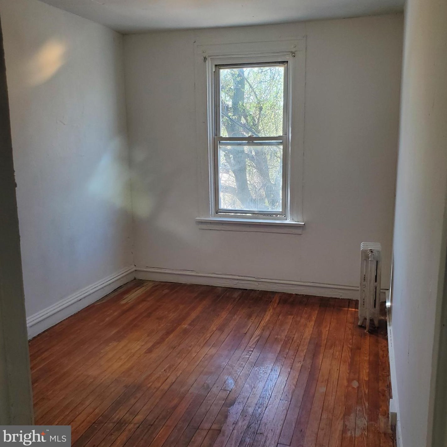 807 Pontiac Ave, Baltimore MD  21225-2131 exterior
