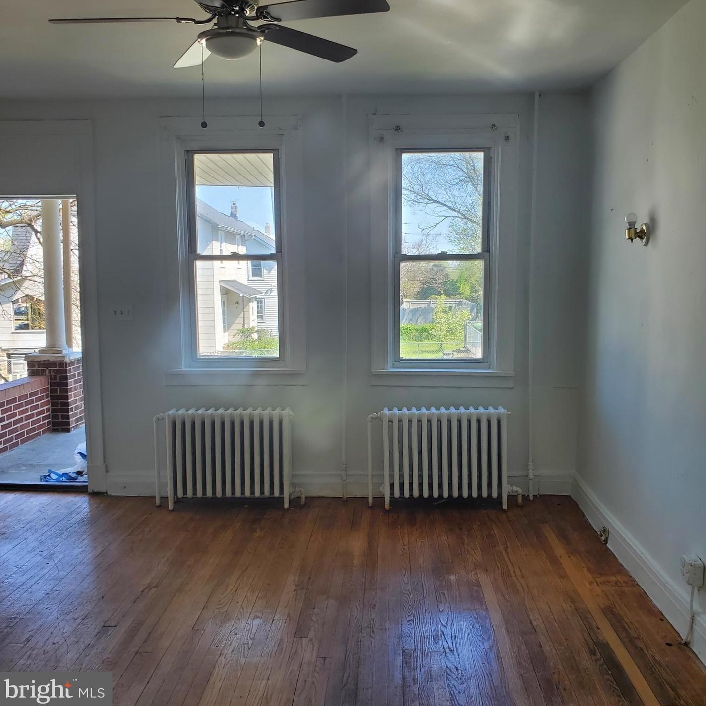 807 Pontiac Ave, Baltimore MD  21225-2131 exterior