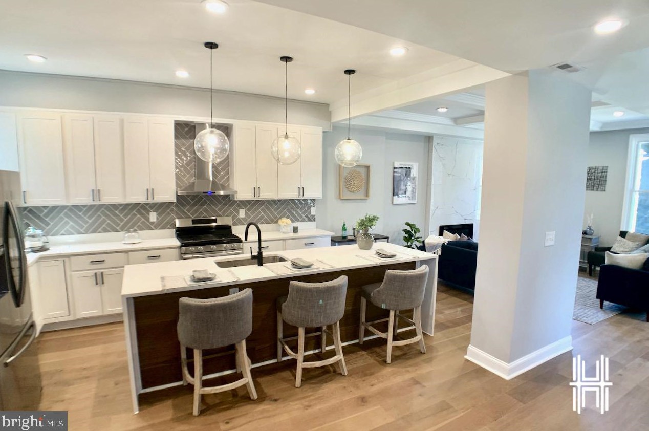 3900 Cottage Ave, Baltimore MD  21215-7012 exterior