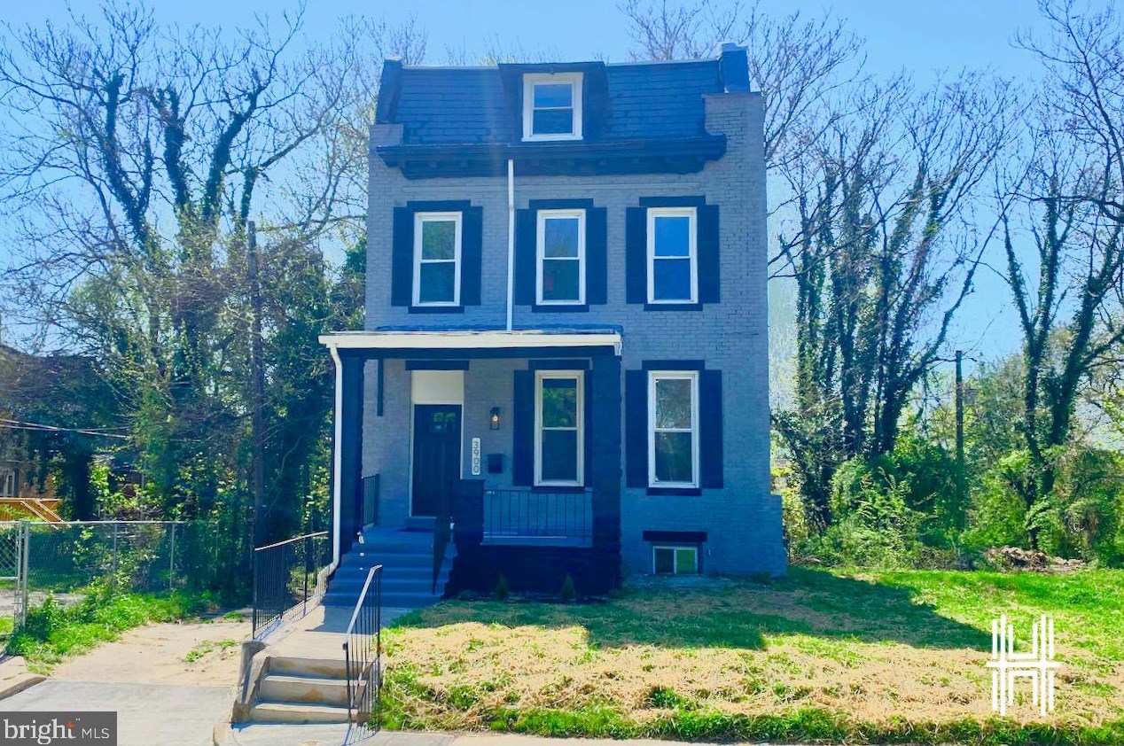 3900 Cottage Ave, Baltimore MD  21215-7012 exterior